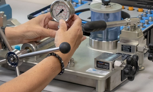 How to Calibrate a Pressure Gauge?